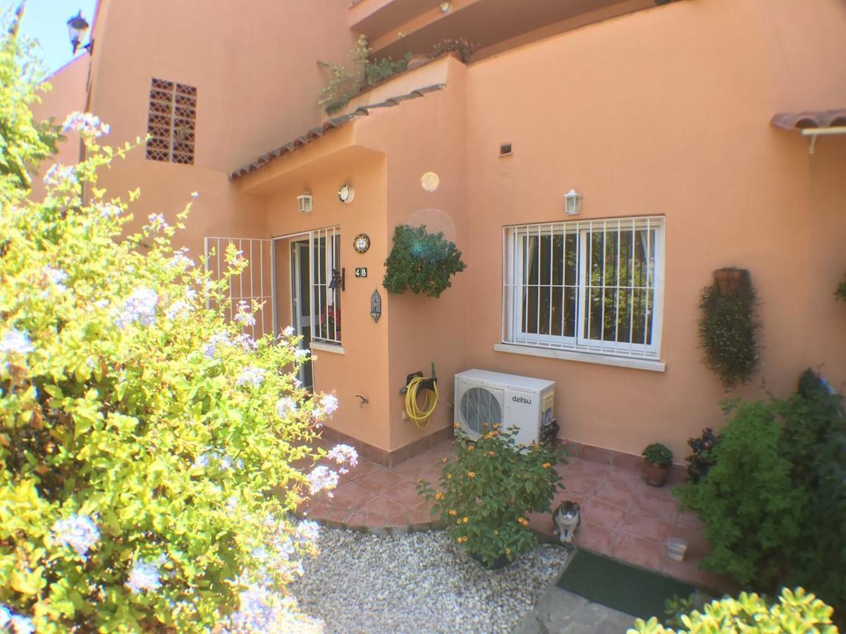 2236-Lovely Groundfloor With Pool View Casares Dış mekan fotoğraf